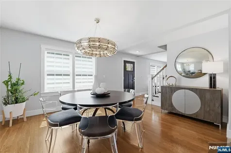 307 Farview Avenue Paramus NJ 07652