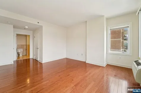 5311 City Place Edgewater NJ 07020