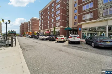 5311 City Place Edgewater NJ 07020