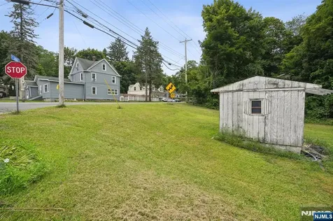 716 Glen Road Sparta NJ 07871