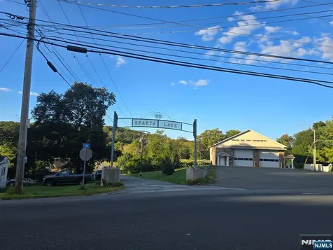716 Glen Road Sparta NJ 07871