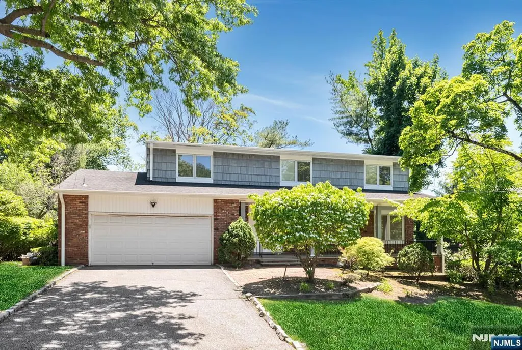 439 Summit Street Englewood Cliffs NJ 07632