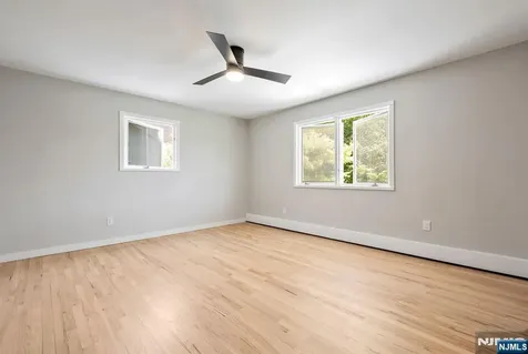 439 Summit Street Englewood Cliffs NJ 07632