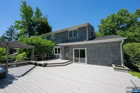 439 Summit Street Englewood Cliffs NJ 07632