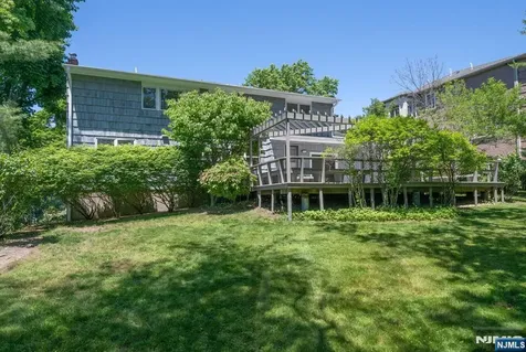 439 Summit Street Englewood Cliffs NJ 07632