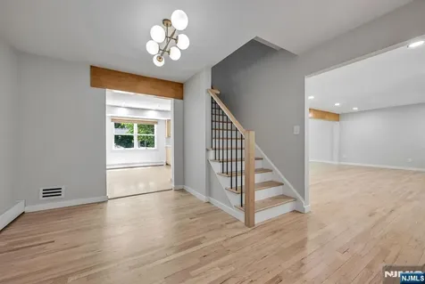439 Summit Street Englewood Cliffs NJ 07632