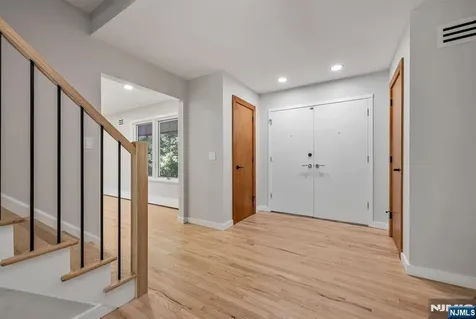 439 Summit Street Englewood Cliffs NJ 07632