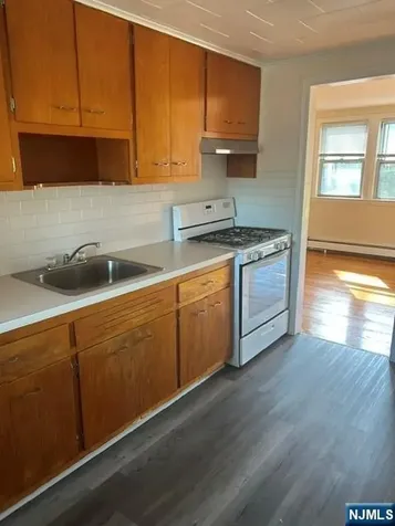 395 Ridge Road North Arlington NJ 07031