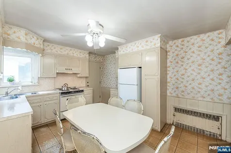 334-336 Clifton Avenue Newark NJ 07104