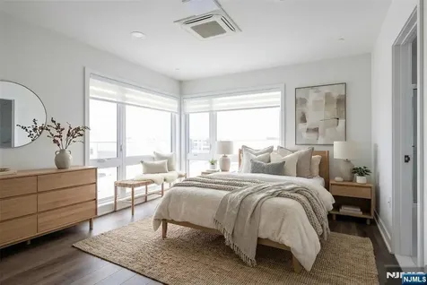 48 Grand Avenue Palisades Park NJ 07650