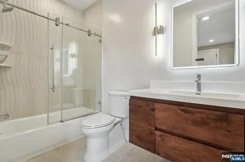 292 Magnolia Avenue Cresskill NJ 07626
