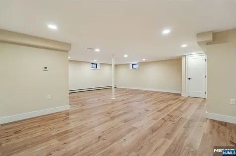 292 Magnolia Avenue Cresskill NJ 07626