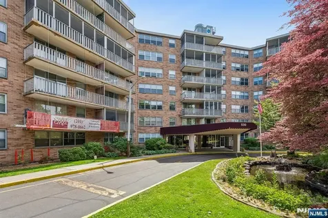 530 Valley Road Montclair NJ 07043
