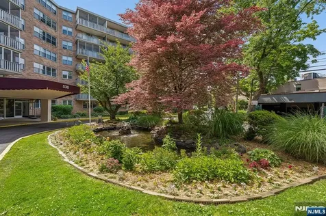 530 Valley Road Montclair NJ 07043