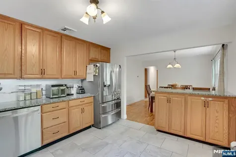 31 Fieldstone Drive Ringwood NJ 07456