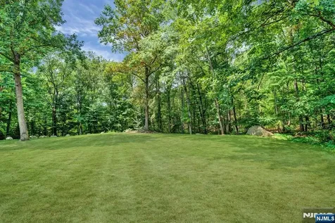 31 Fieldstone Drive Ringwood NJ 07456