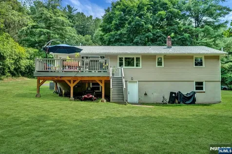 31 Fieldstone Drive Ringwood NJ 07456