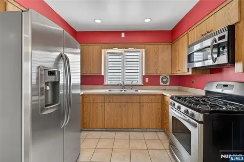 1089 23rd Street Paterson NJ 07513