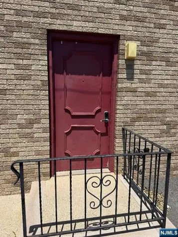 44 Burgh Avenue Clifton NJ 07011