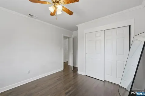 92 Blanch Avenue Closter NJ 07624