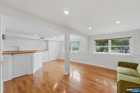 92 Blanch Avenue Closter NJ 07624