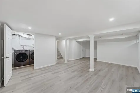 92 Blanch Avenue Closter NJ 07624