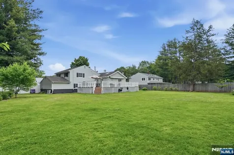 92 Blanch Avenue Closter NJ 07624