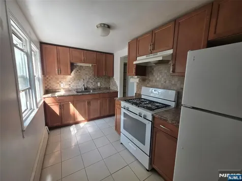 55 Midland Avenue Midland Park NJ 07432