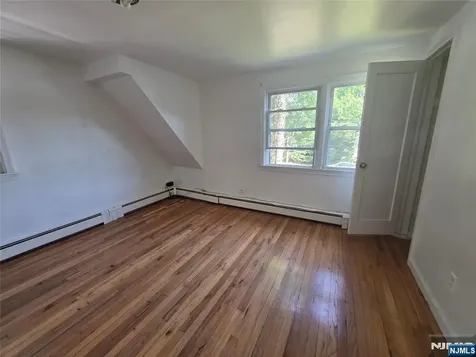 55 Midland Avenue Midland Park NJ 07432
