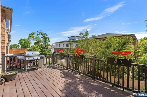 90 Washington Avenue Cliffside Park NJ 07010