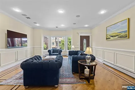 90 Washington Avenue Cliffside Park NJ 07010