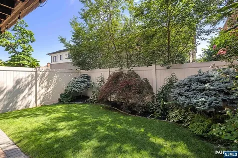 90 Washington Avenue Cliffside Park NJ 07010