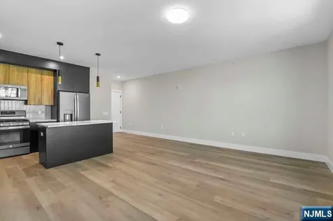 2021 Jones Road Fort Lee NJ 07024