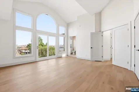 119 Cedar Street Cliffside Park NJ 07010