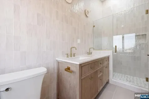 119 Cedar Street Cliffside Park NJ 07010