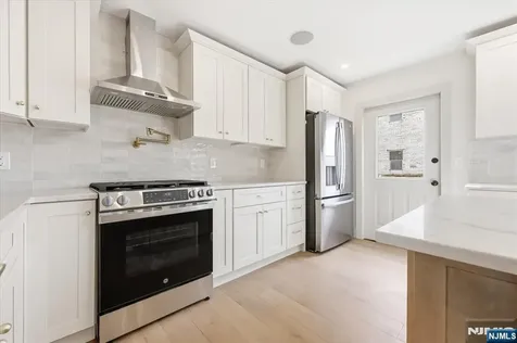 119 Cedar Street Cliffside Park NJ 07010