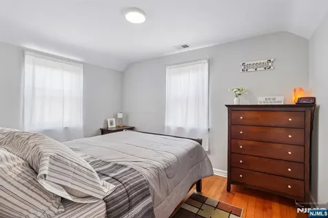 433 Fern Avenue Lyndhurst NJ 07071