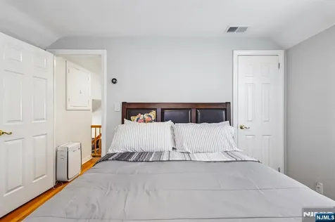 433 Fern Avenue Lyndhurst NJ 07071