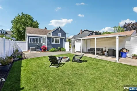 433 Fern Avenue Lyndhurst NJ 07071