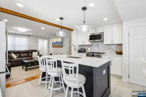 433 Fern Avenue Lyndhurst NJ 07071