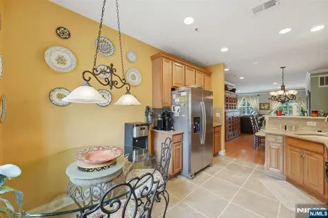 95 Osprey Court Secaucus NJ 07094