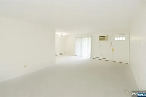 15 Cottage Street Midland Park NJ 07432