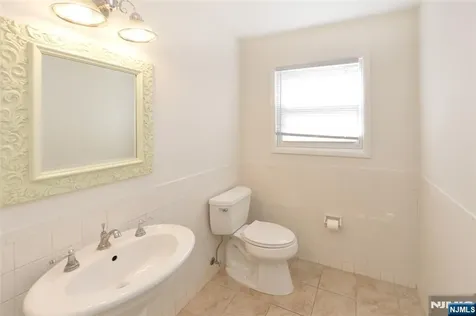 15 Cottage Street Midland Park NJ 07432