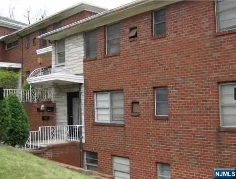 330 Northwood Way Palisades Park NJ 07650