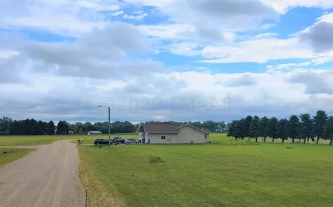1104 Brown Street Milnor ND 58060