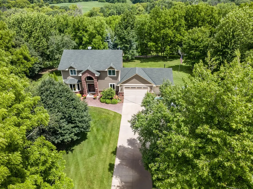 2841 Imperial Avenue N Lake Elmo MN 55042