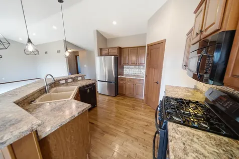 60722 254th Avenue Mantorville MN 55955