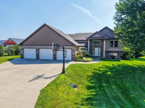 60722 254th Avenue Mantorville MN 55955