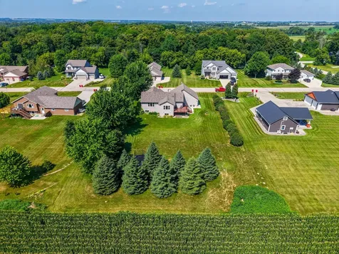 60722 254th Avenue Mantorville MN 55955