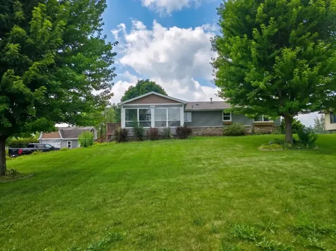 20483 Hamburg Avenue Lakeville MN 55044